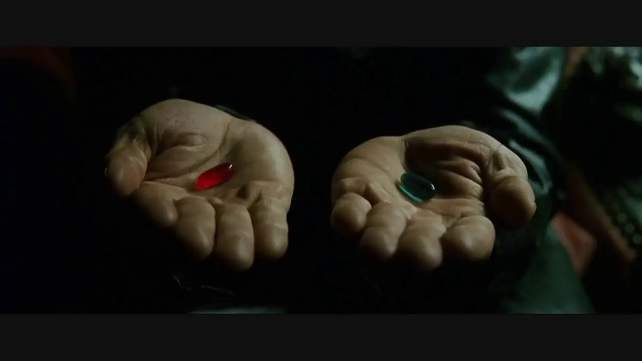 Morpheus segurando pílula vermelha e azul, escolha entre ilusão e verdade em Matrix